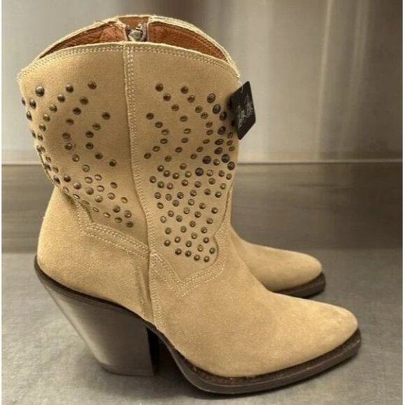 Dan Post Women's Stud Boots In Suede Leather Taupe/Tan SZ 9 New - Picture 8 of 9